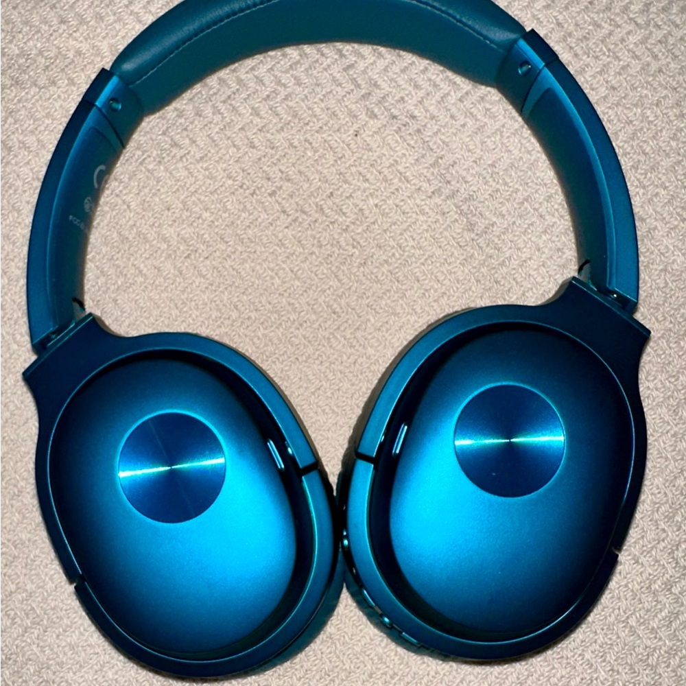 Cowin Bluetooth Wireless Over-Ear Headphones - Blue